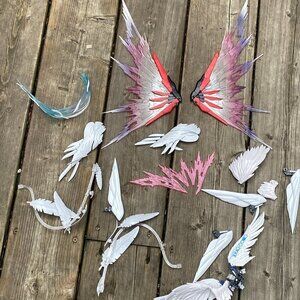 ASSORTED LOT OF GUNDAM WINGS